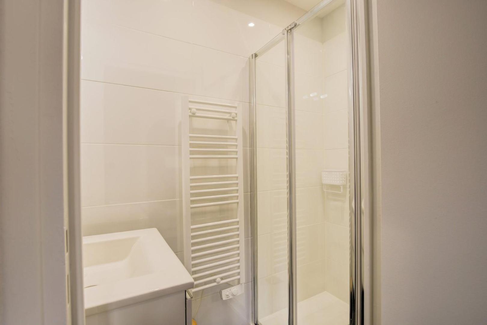 Le Modernisme - Tours Exterior foto